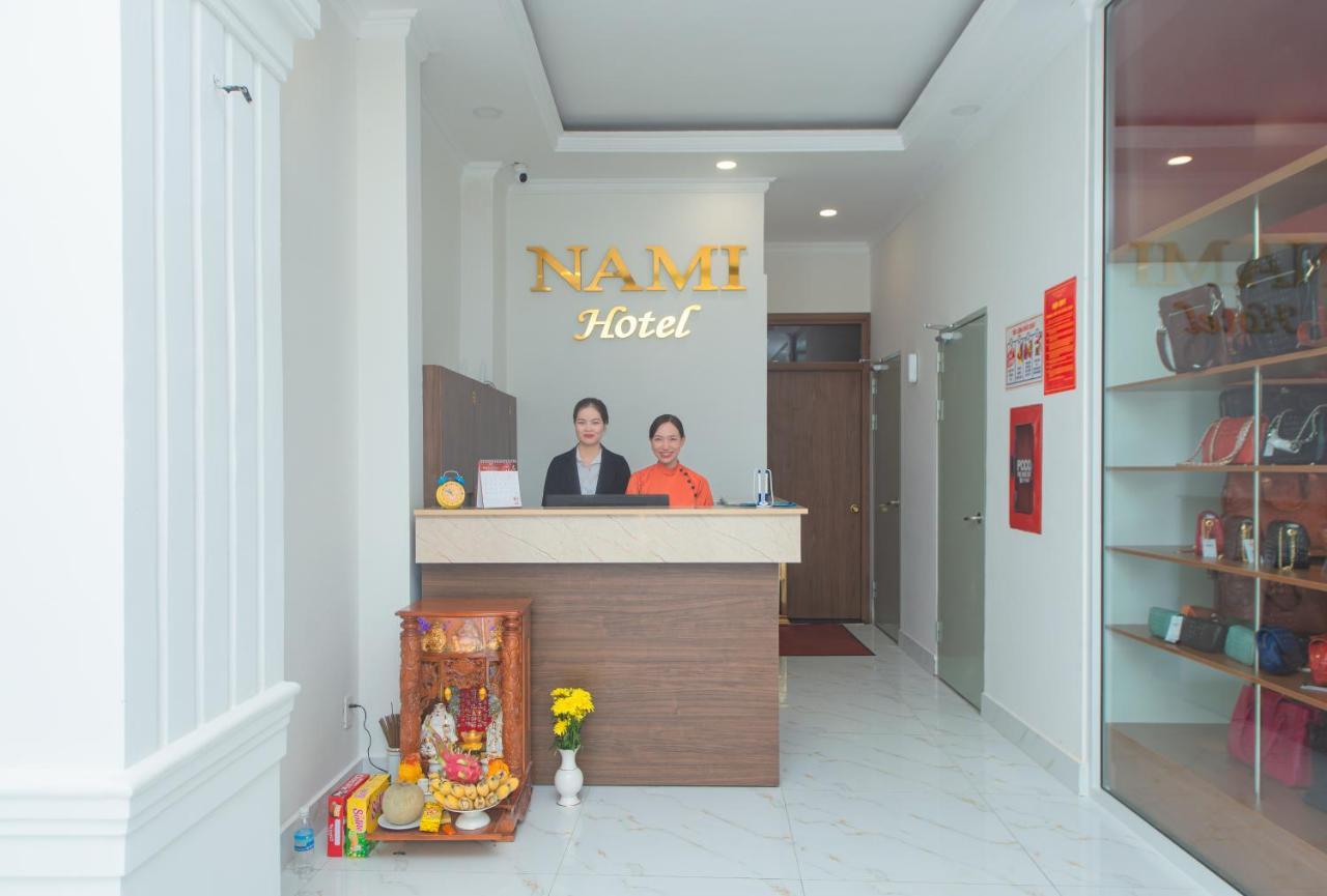 Nami Hotel На Транг Екстериор снимка
