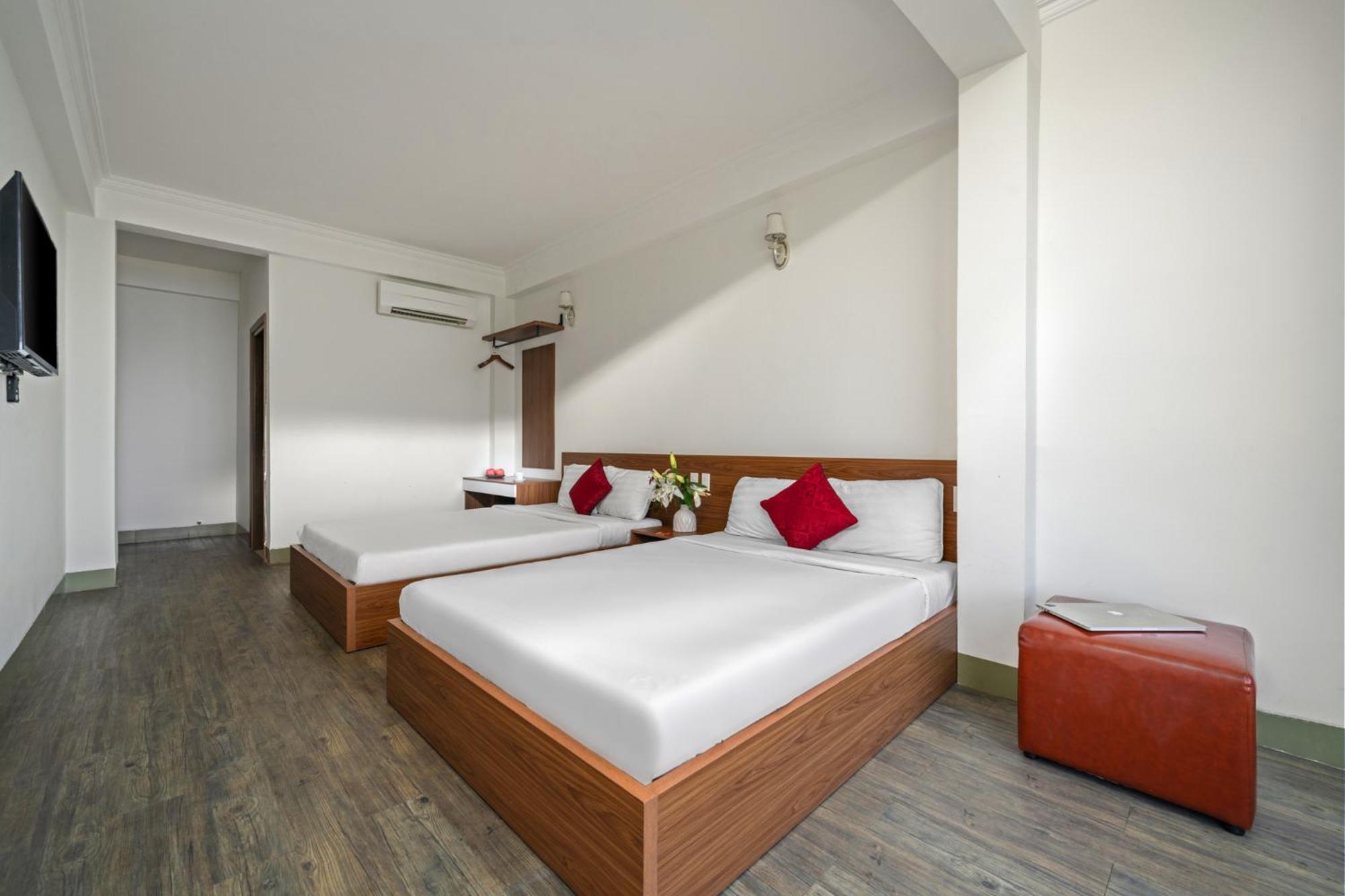 Nami Hotel На Транг Екстериор снимка