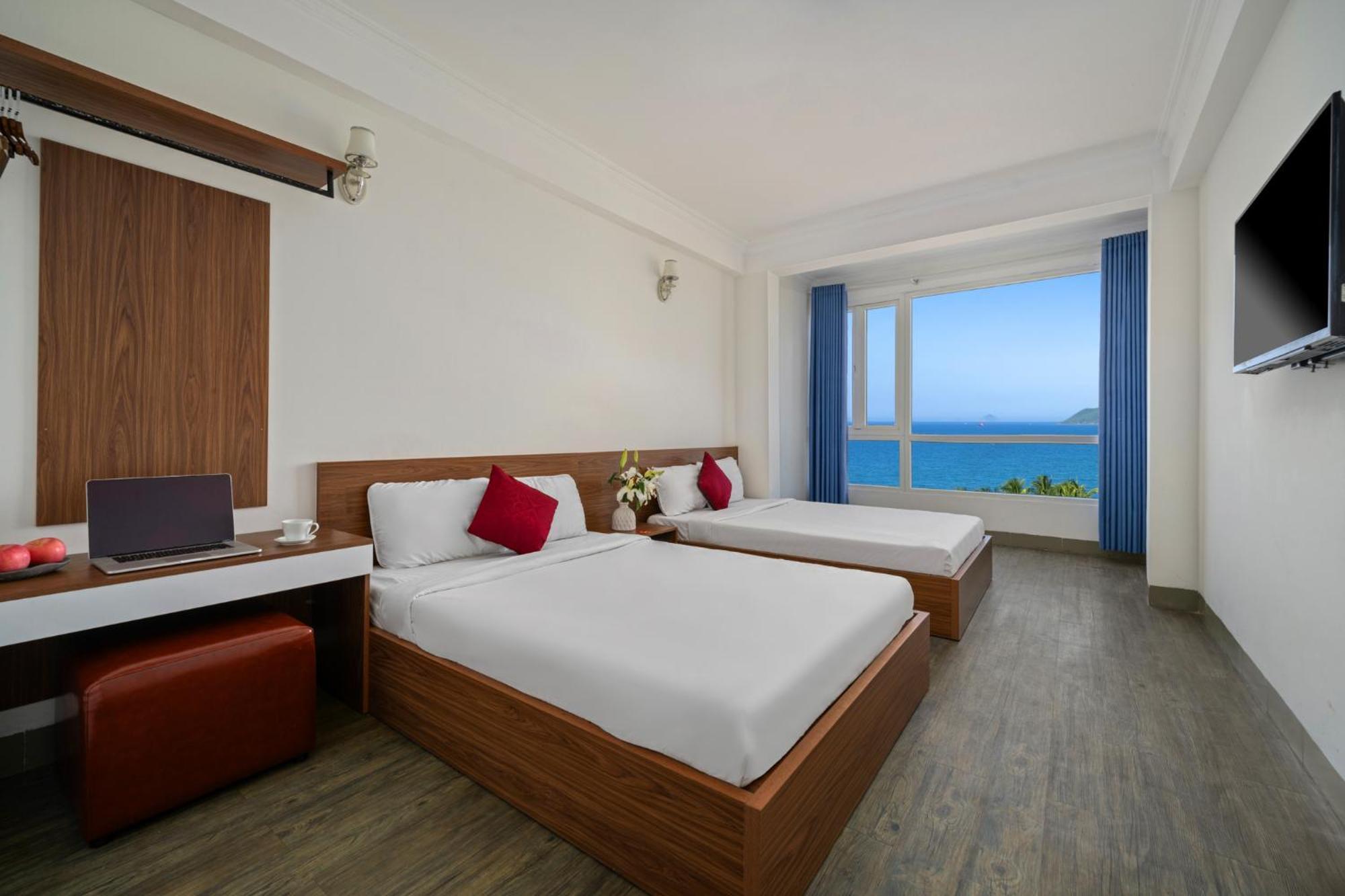 Nami Hotel На Транг Екстериор снимка