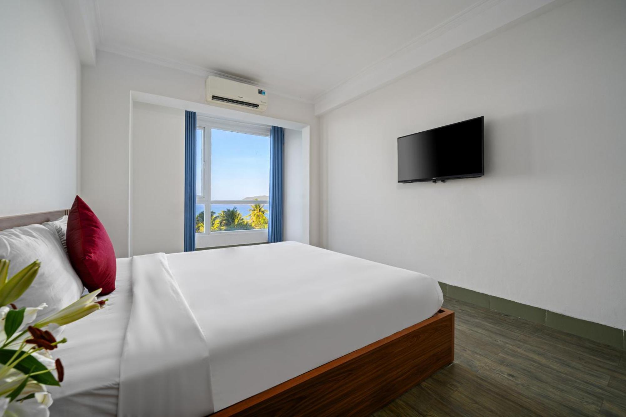Nami Hotel На Транг Екстериор снимка