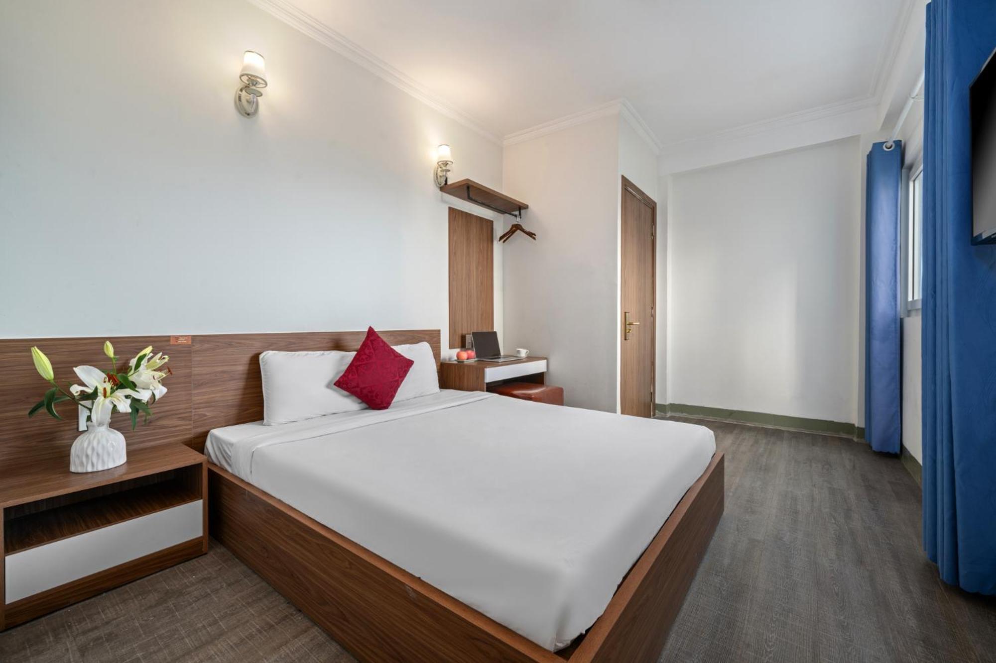 Nami Hotel На Транг Екстериор снимка